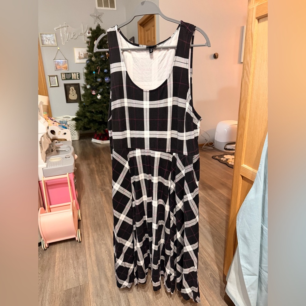 Torrid Black and White Plaid Midi Dress
